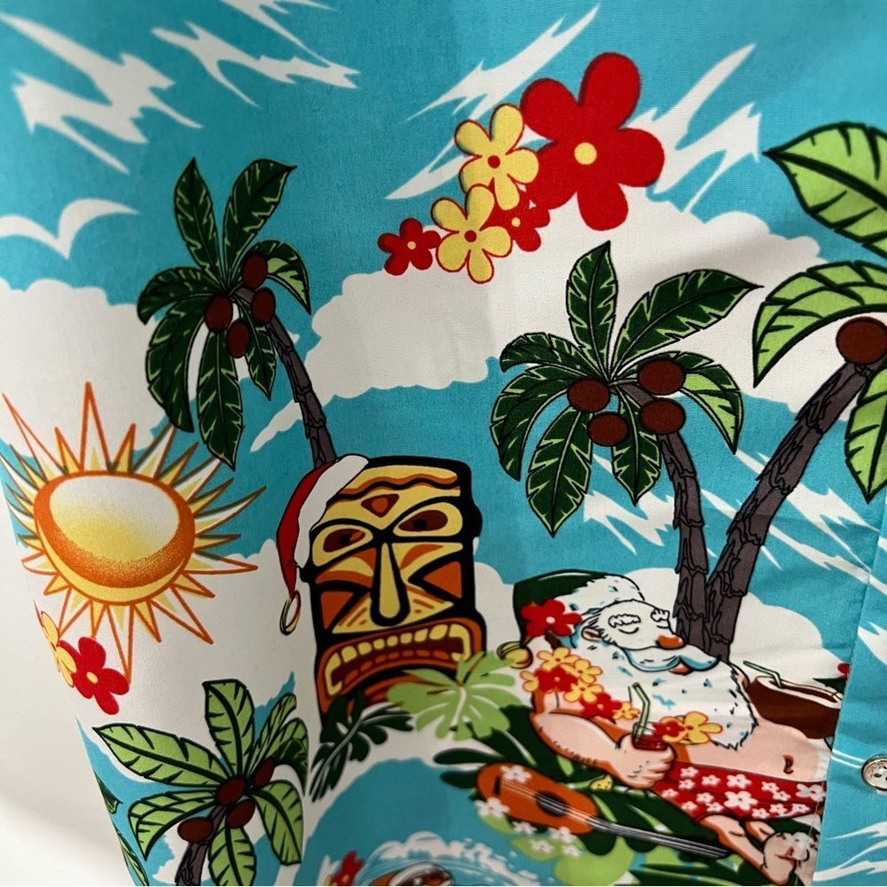 SSLR Surfs Up Santa Ugly Christmas Hawaiian Shirt‎ -- M - Picture 10 of 13